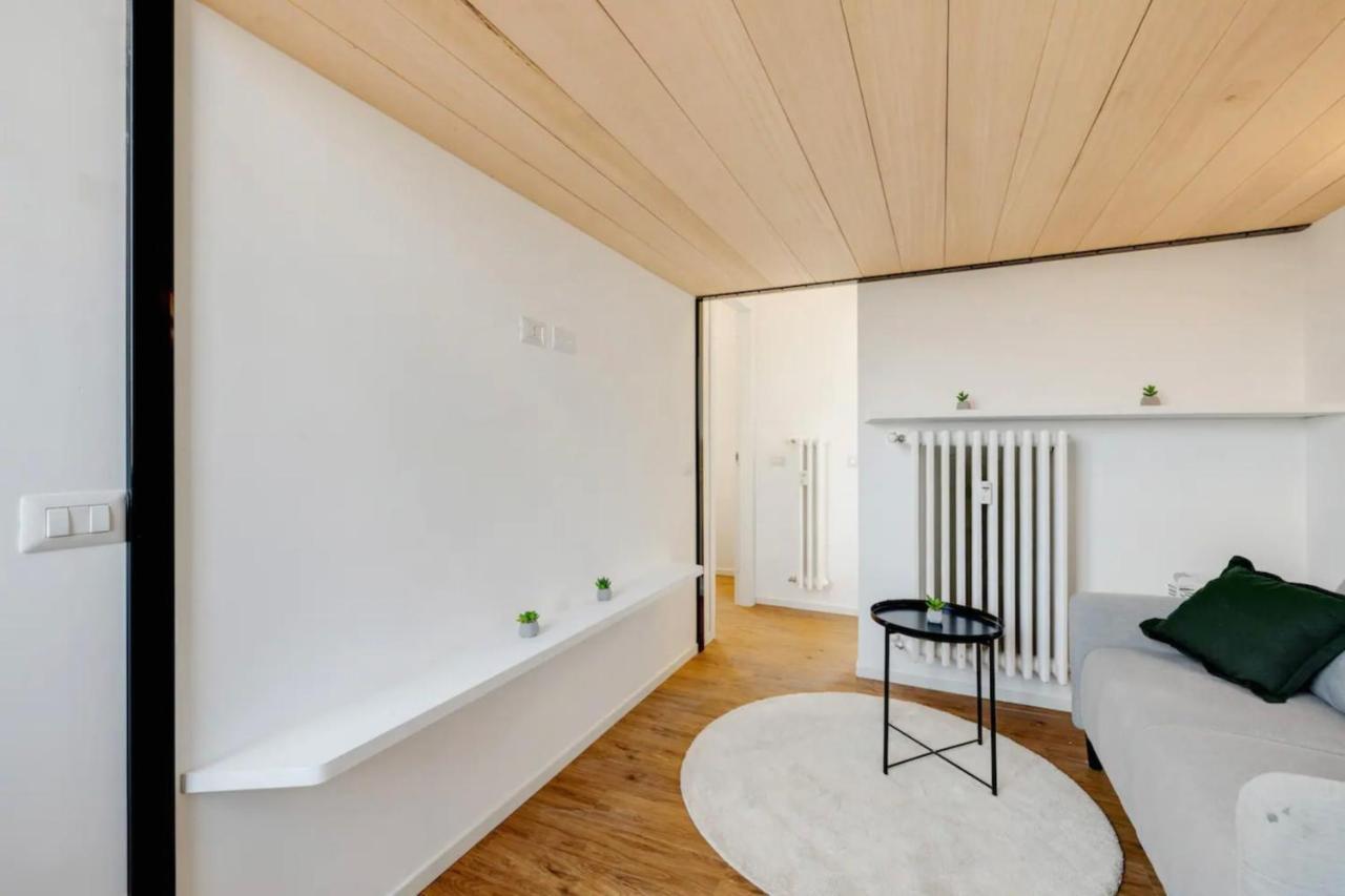 Navigli Loft - Hosted By Sweetstay Милано Екстериор снимка